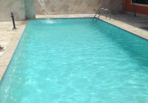 Casa com Piscina