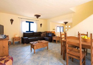 Casa May, Awesome villa in Corralejo w/
