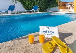Casa Villazo I Almáchar by Ruralidays