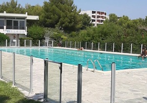 Cassis app 4per VUE MER Wifi Tennis Parking Piscine Lave Vaisselle Lave Linge