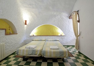Cave house with private terrace on a small complex