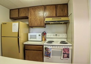 Cedar Lodge 308. 2 bedrooms near Weirs Beach!