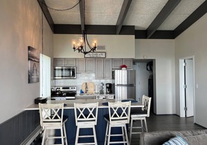 Cedar Lodge 408. 1 edroom condo with spectacular views of Winnipesaukee!