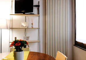 Central Studio with Wi-Fi, aircon & washing machine
