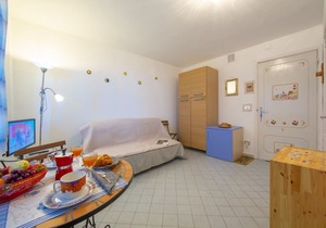 Cervo 319C with shared pool, Cervo, Italy
