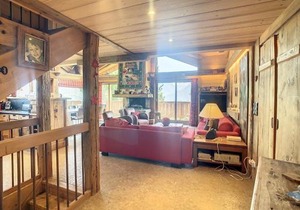 Chalet 6 pièces à Combloux avec cheminée et parking - FR-1-560-21