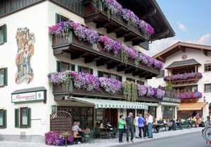Chalet in Maria Alm in ski area with sauna