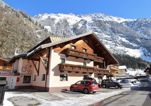 Chalet Huben S