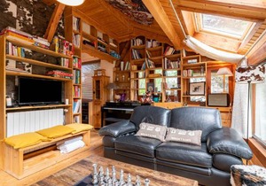 Chalet Pomme de Pin