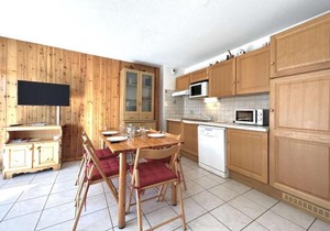 Charmant 2 pièces avec balcon proche télécabine à Briançon - FR-1-330C-35