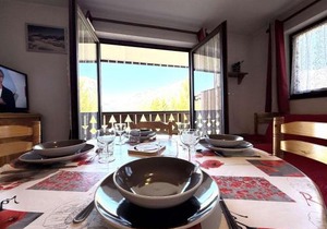 Charmant 2P Cabine à Praz-sur-Arly - Ski, Balcon, Parking, 4 Pers - FR-1-603-39