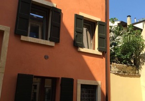 Charme and elegance in Verona! Just few steps from the Historical Centre