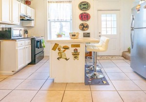 Charming 3BR Tower Grove Family Home/ABODEbucks