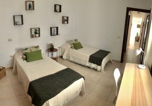 Charming and central two bedroom apartment near the beach