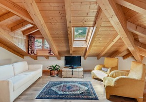 Charming Apartment in Brez with TV
