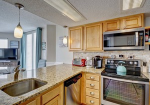 Charming Condo With Endless Views of the Atlantic!