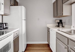 Charming Foggy Bottom 1BR w/ Gym & W/D, near Metro & GWU, by Blueground