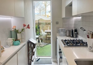 Charming Notting Hill 2 Storey Flat with Terrace with Private Entrance