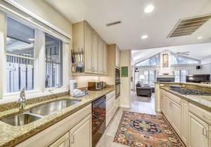 Charming Sea Pines Retreat – 4th Row from the Beach with EV Charger