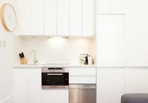 Charming Studio With Balcony in Inner-City Glebe