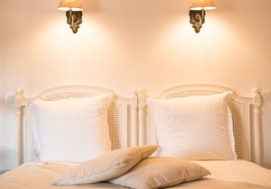 Charming suite # 4, in the heart of the ramparts of Aigues-Mortes!