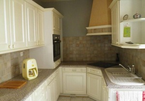 Charming Watermill Gîte: 6BR, Fireplace, Private Garden, Pond, Terrace, WiFi, Linens Included