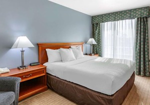 Clarion Inn Ontario