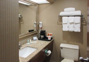 Clarion Inn & Suites - University Area