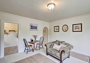 Classic Aberdeen Apt 1 Mi to Riverfront Park!