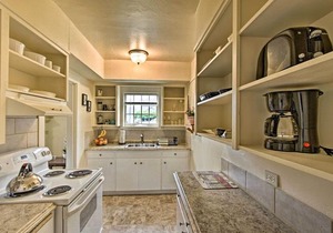 Classic Aberdeen Apt 1 Mi to Riverfront Park!