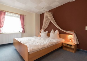 Classy Holiday Home in Deutschneudorf near Glockenwanderweg