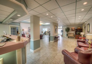Claymore Inn and Suites
