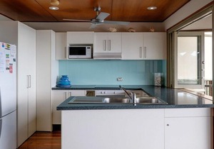 Claytons 8 | 3 bed, 2 bath, sensational views, no need for a car! Beachfront :)