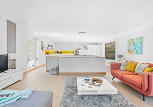 Coast at Beachdown - a house that sleeps 9 guests in 4 bedrooms