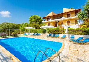 Cochelli Villa Lower