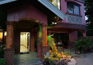 Coco Grove Tourist Inn