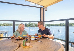Comfort 6-person villa in the holiday park Landal Marina Resort Well