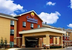 Comfort Inn & Suites Shawnee North Near I-40