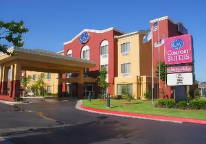 Comfort Suites Central / I-44