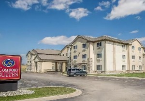 Comfort Suites Delavan - Lake Geneva Area