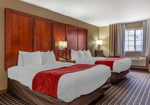 Comfort Suites Delavan - Lake Geneva Area