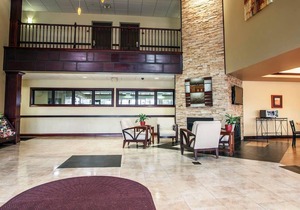 Comfort Suites Elgin
