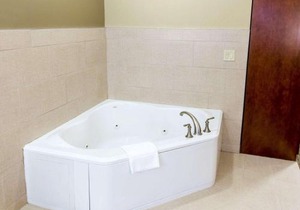 Comfort Suites