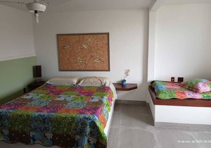 Comfortable house in secure condominium in Geriba