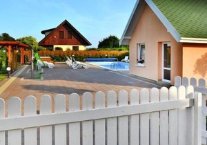 Comfortable holiday houses, pool, sauna, whirlpool, Osieki at Jamno lake