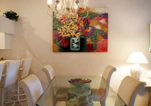 Comfy-Cozy Condo in Great North Naples Location