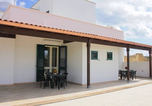 Complete relax away from the chaos immersed in the Salento countryside