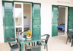 Complete relax away from the chaos immersed in the Salento countryside
