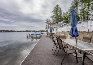 Condo with a VIEW of Winnisquam from your bed~ bring your boat/jet ski
