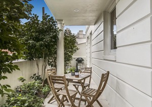 Convenient and quiet in sophisticated Malvern